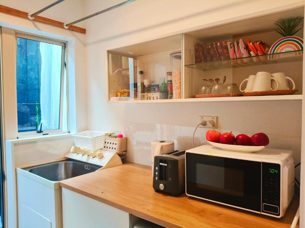Guest kitchenette